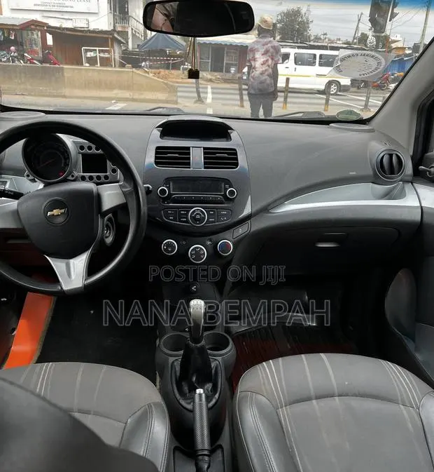 Chevrolet Spark 1LT 4dr Hatchback (1.2L 4cyl 5M) 2014 Blue · Photo 4