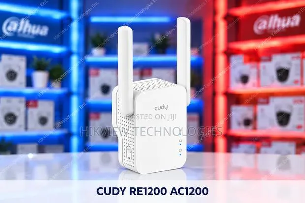 Cudy RE1200 AC1200 Dual-Band Wi-Fi Range Extender · Photo 1