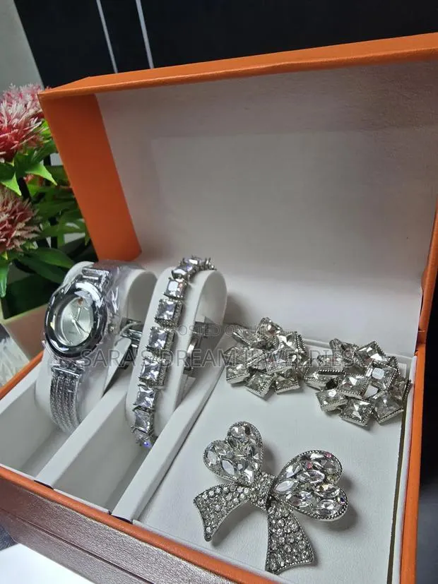Jewelry Sets · Photo 1