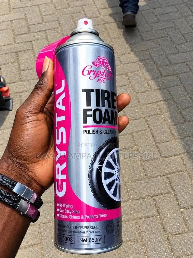 Tire Foam Polish Cleaner – 2-in-1 · Photo 1
