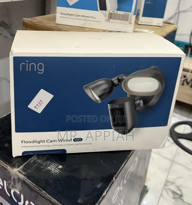 Classic Ring Floodlight Cam Wired Pro(Black)2025 Model · Photo 1
