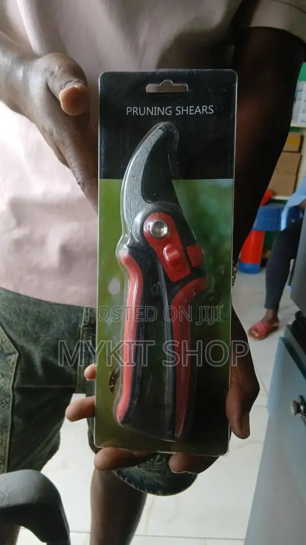 Prunning Shears · Photo 1