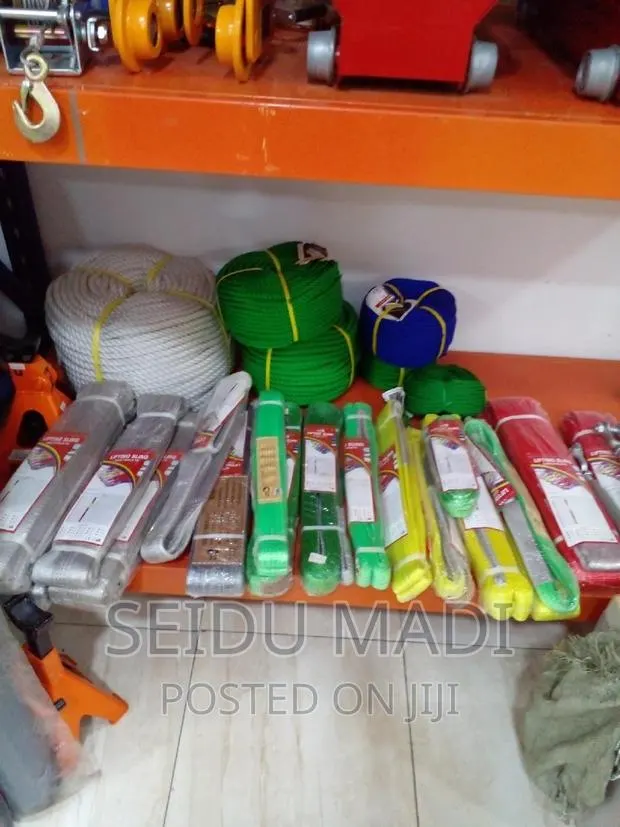 Webbing Sling for Lifting Heavy Items · Photo 1
