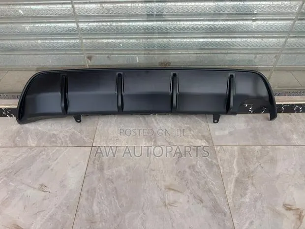 Toyota Corolla 2014 Rear Bumper Diffuser · Photo 1