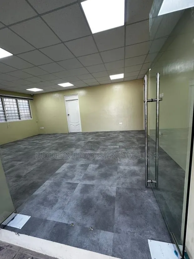 Stone 60x60 Floor LVT Floor Tiles · Photo 1