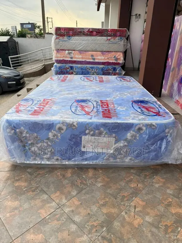 16 Inches High Density Double Mattress · Photo 1