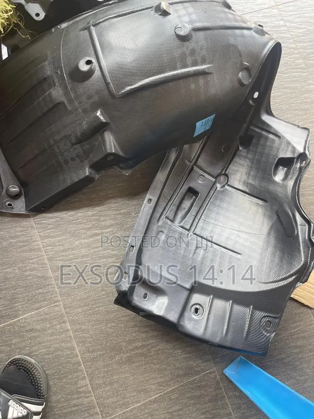 Honda Civic Fender Guard( Inner Liner) · Photo 1