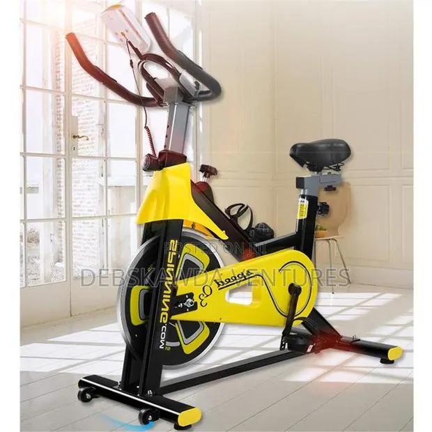 Q3 Spinning Bike With LCD Display (150kg) · Photo 1
