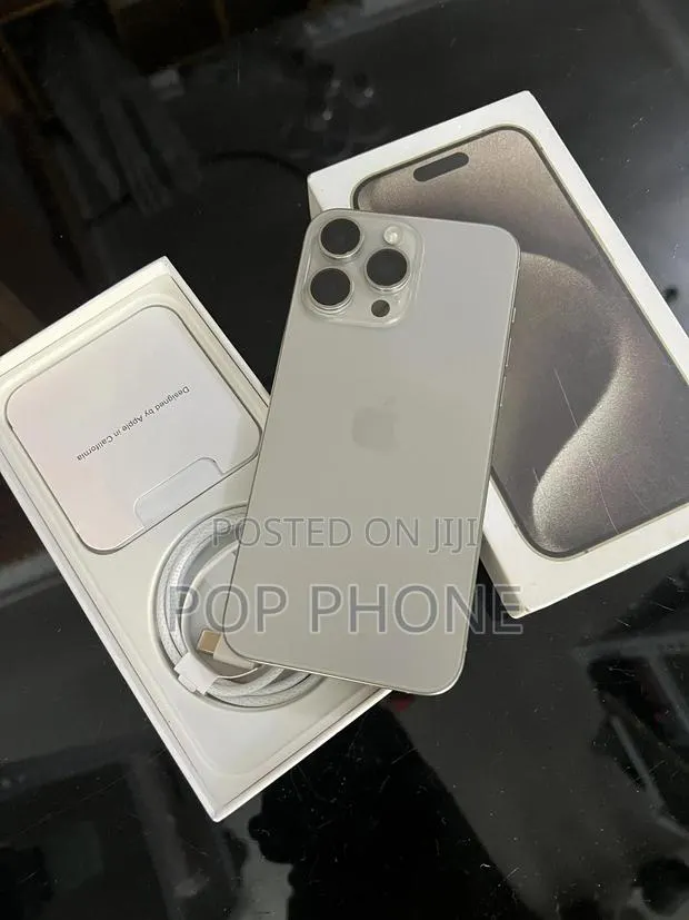 New Apple iPhone 15 Pro Max 256 GB Silver · Photo 1