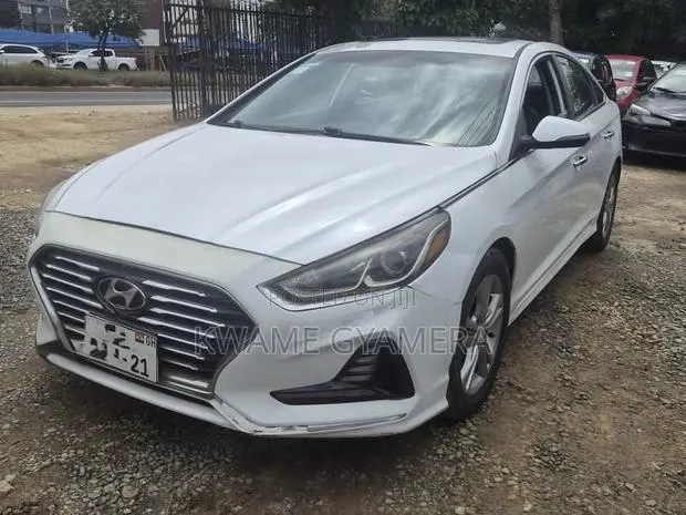 Hyundai Sonata SEL 2018 White · Photo 1