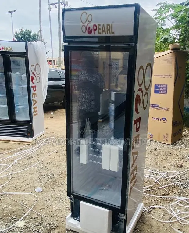 Buy High Quality Pearl PVC 424-2b Single Door Display Fridge · Photo 1