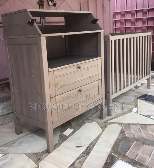 IKEA SUNDVIK Nursery 3 Piece Set - With Wardrobe Grey Brown · Photo 4