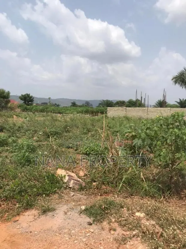 Two Plots of Land for Sale Located at Oyibi Saasabi · Photo 1
