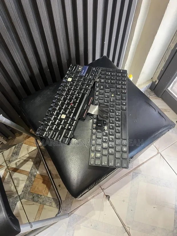 Internal Keyboard · Photo 1