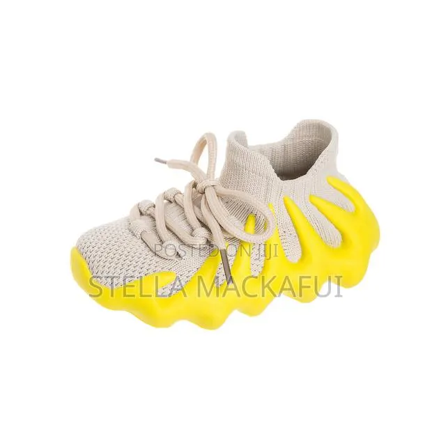 Yeezy Sneakers Size 32 and 36 Only for Children · Photo 2