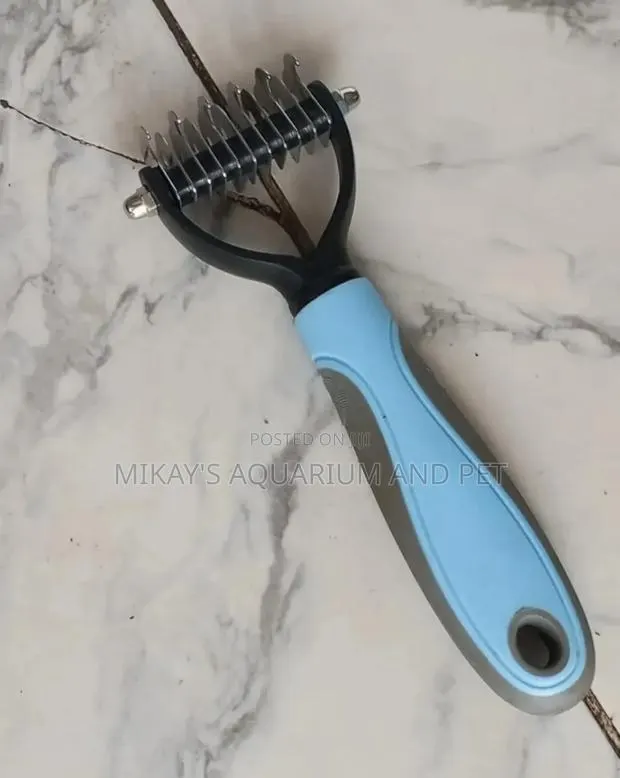 Ticks and Lice Comb for Dogs and Cats · Photo 1