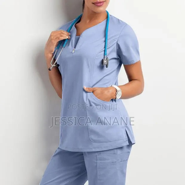 Doctors and Nurses Scrub Tops · Photo 1