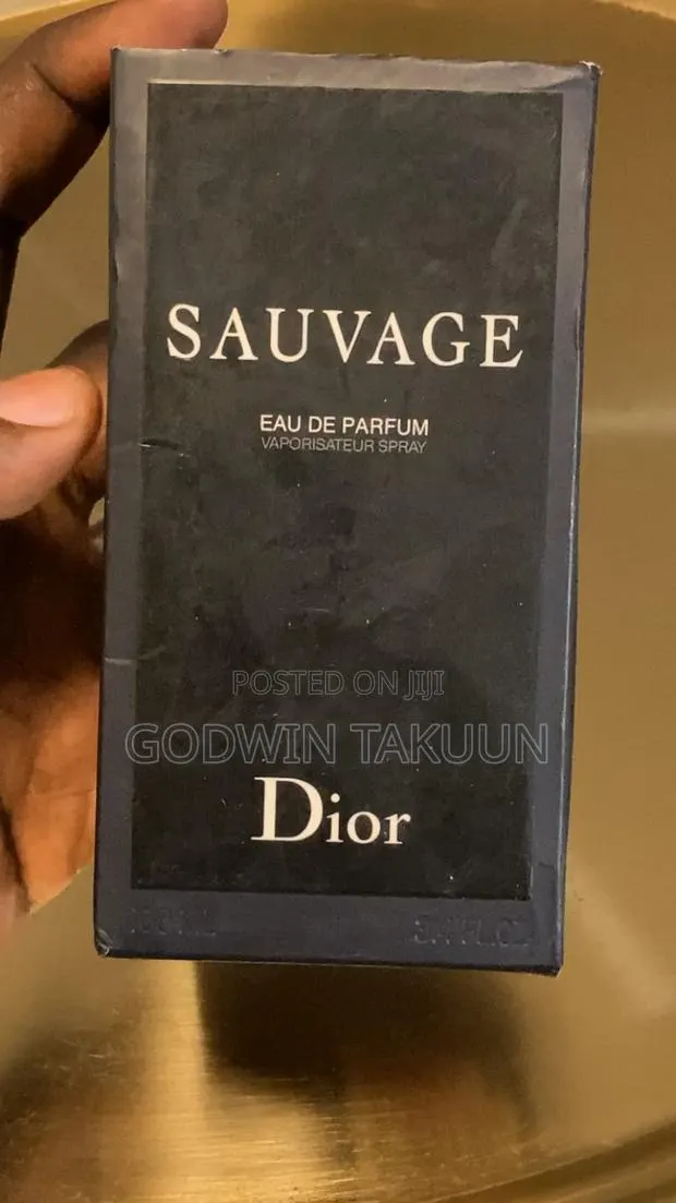 Authentic Dior SAUVAGE · Photo 1