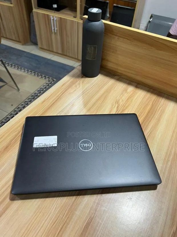 Laptop Dell Latitude 5300 8GB Intel Core i5 SSD 256GB · Photo 3