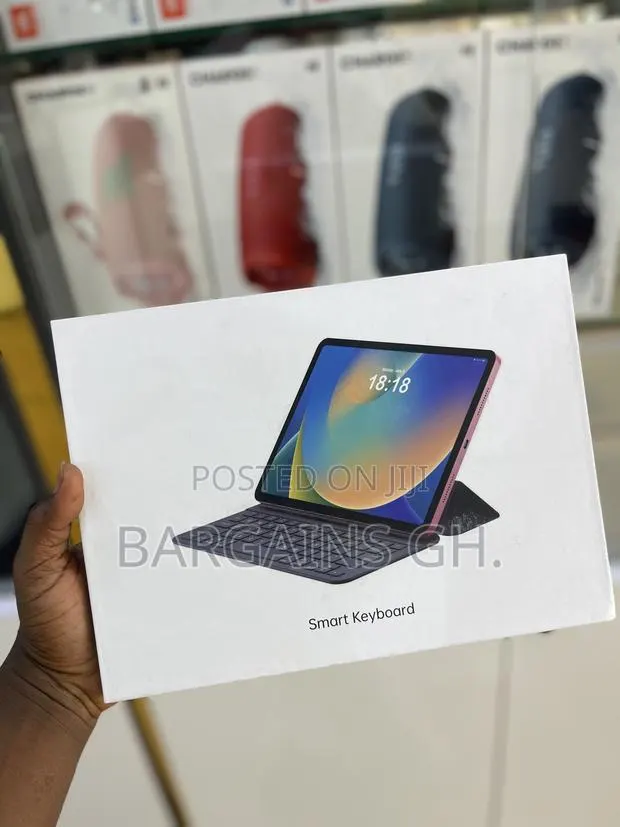 Smart Keyboard for Apple iPad A16 11 Inches · Photo 1