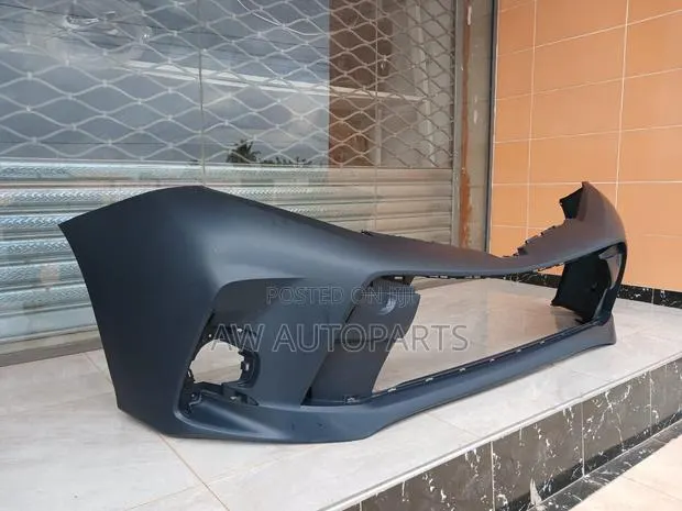 Toyota Sienna 2018-2019 Front Bumper Upper · Photo 1