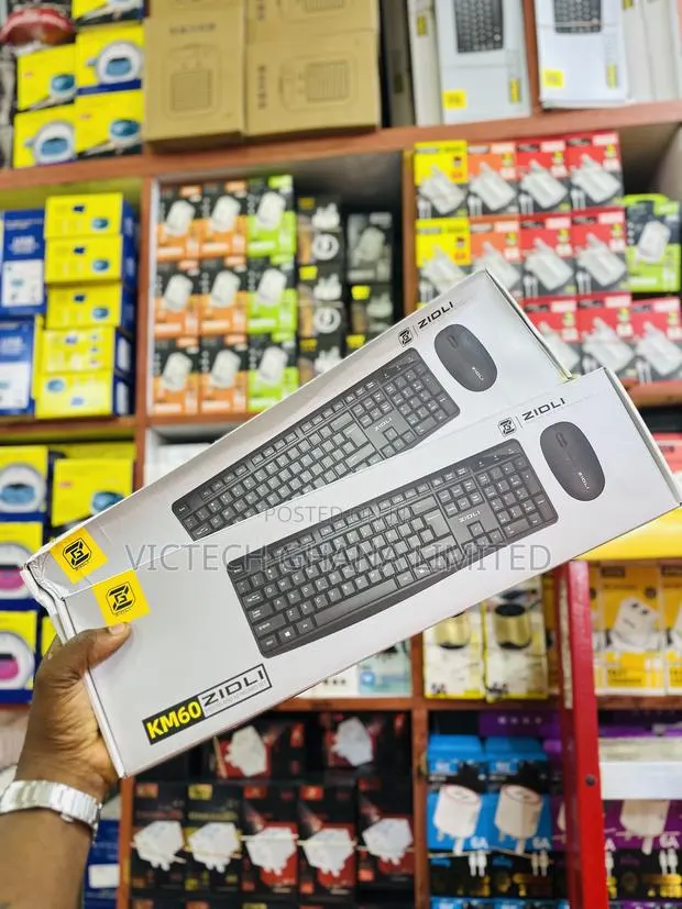 Zidli KM60 Wireless Keyboard and Mouse Combo · Photo 1