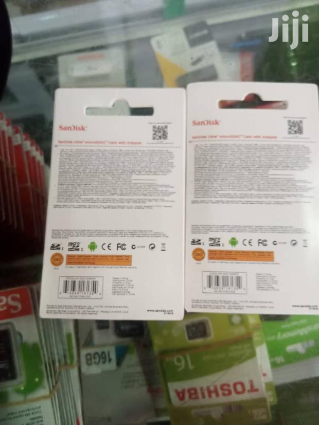 32GB Sandisk SD Card · Photo 2