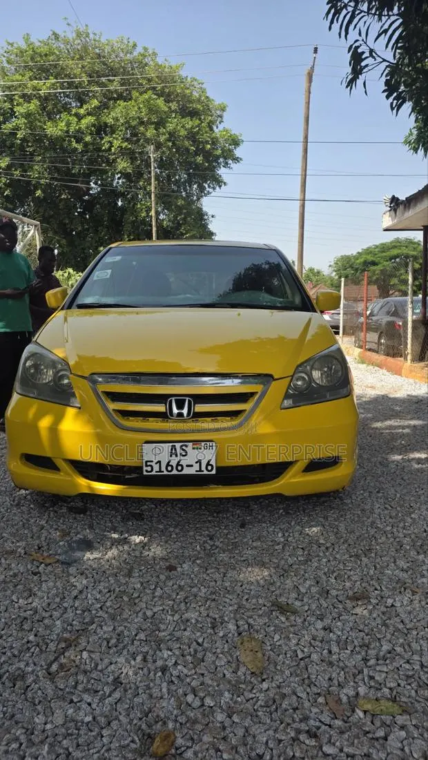 Honda Odyssey 2.4 4WD 2007 Yellow · Photo 1