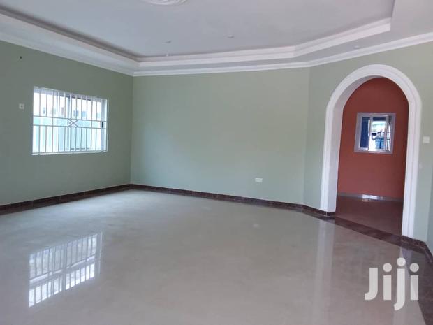 3bdrm House in Bronko Housing, Accra Metropolitan for sale · Photo 7