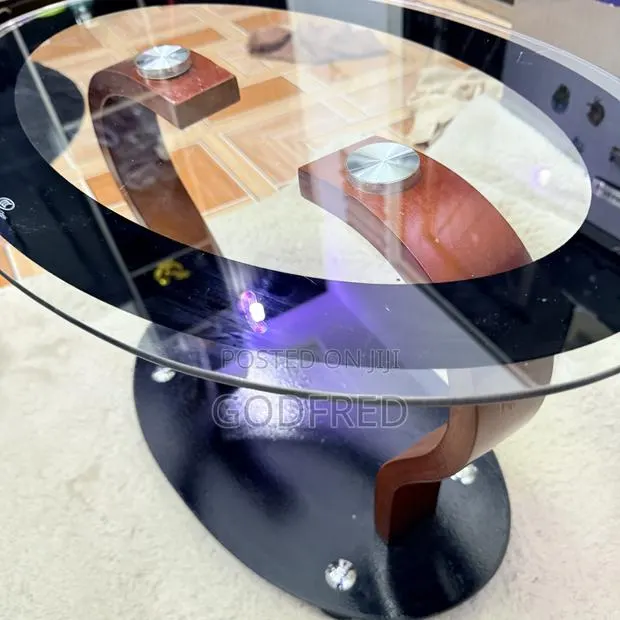 Round Centre Table