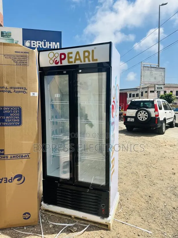 Double Door Display Fridge Pearl PVC-622 Freestanding · Photo 1