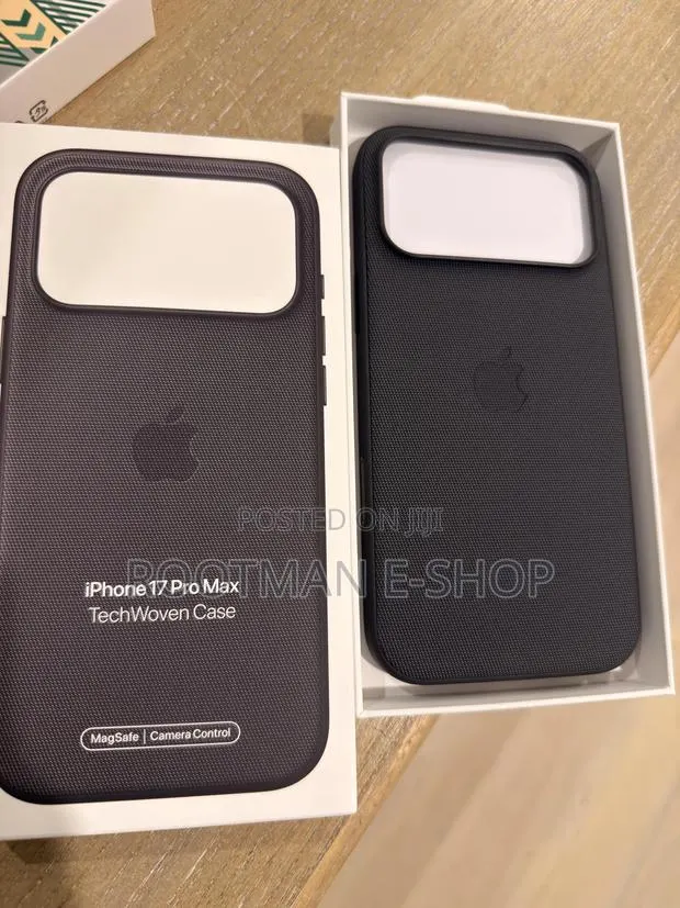 iPhone 17 Pro and Pro Max Techwoven Case With Magsafe – Black · Photo 1