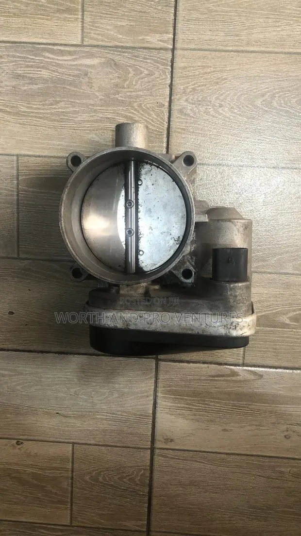 Dodge Ram Throttle Body · Photo 1