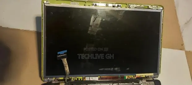 15.6" Laptop Screen · Photo 1