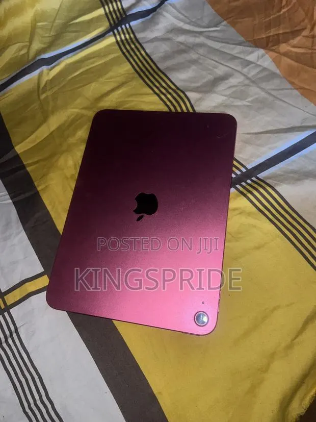 Apple iPad (2025) 128 GB Pink · Photo 1