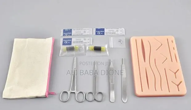 Suturing Kit · Photo 1
