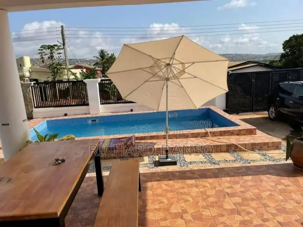 Swimming Pool Construction · Photo 1