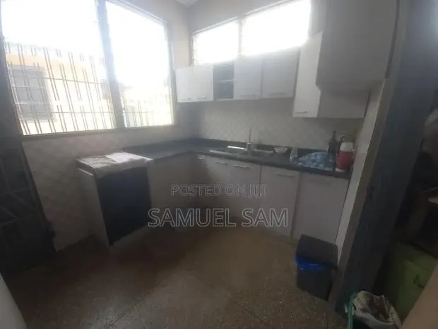 4bdrm Apartment in Tema Community 5 for rent