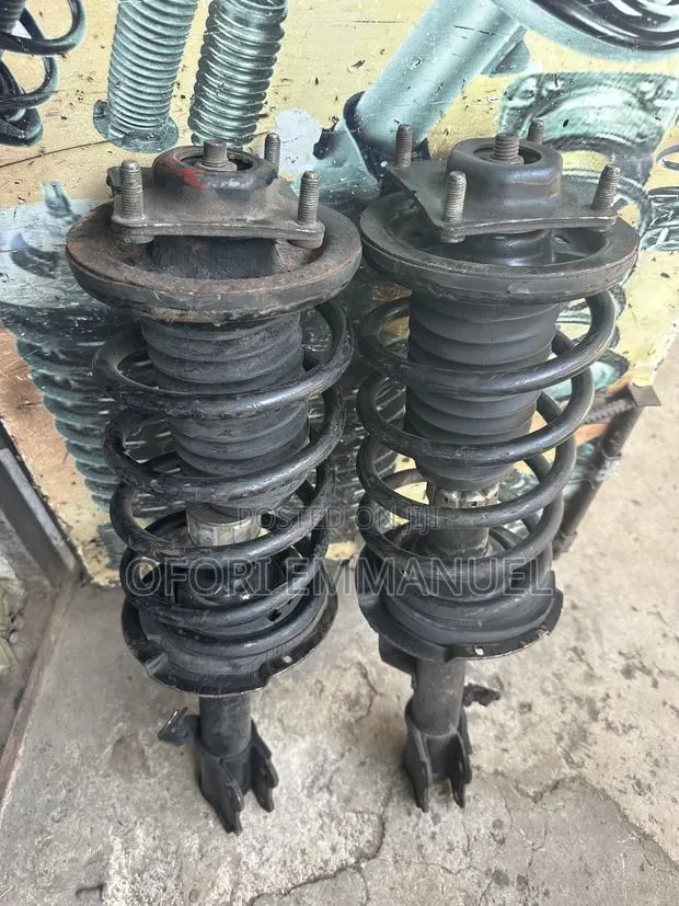 Ford Escape Front Shocks · Photo 1