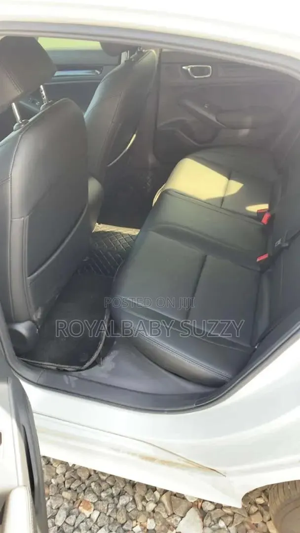 Honda Civic 2024 White · Photo 1
