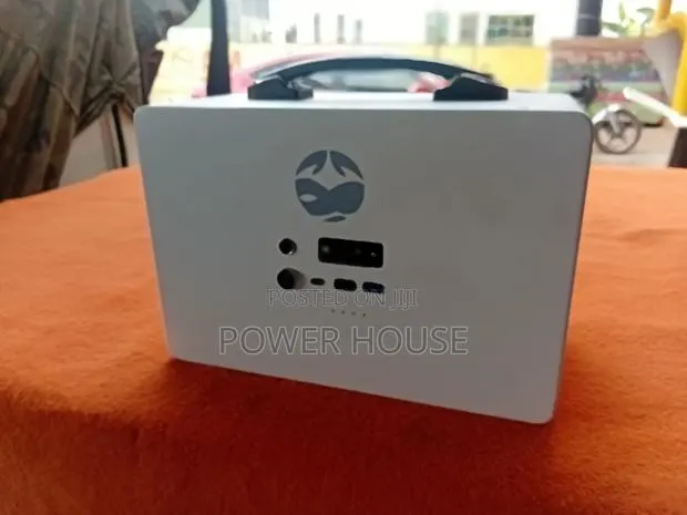 Neo Earth 300W Power Station – Compact Design, Reliable Power · Photo 1