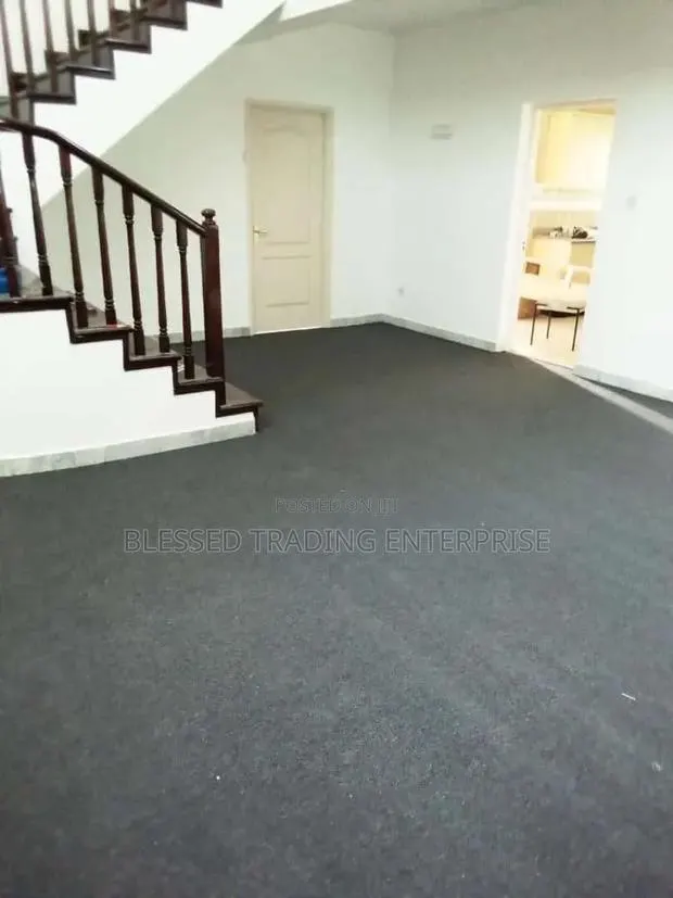 Industrial Dark Gray Carpet for Church Auditorium and Rooms · Photo 1