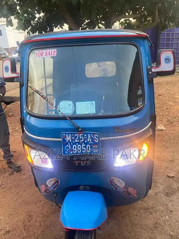 TVS King Deluxe Plus iTouch Start 2025 Blue · Photo 1
