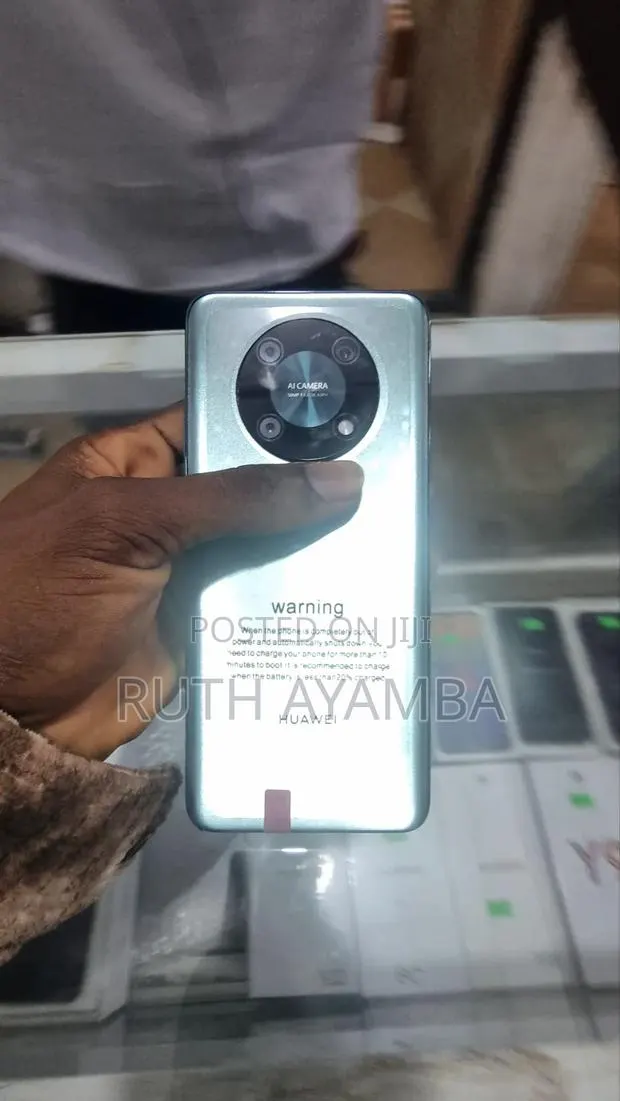 New Huawei nova Y90 128 GB Green · Photo 1