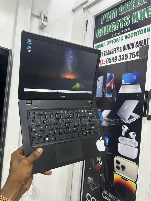 Laptop Acer TravelMate P243 8GB Intel Core i5 SSD 128GB · Photo 1