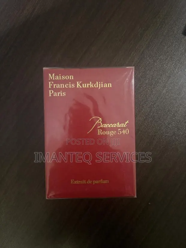 Maison Francis Kurkdjian Paris Bacarrat Rouge 540 Extrait De Parfum · Photo 1