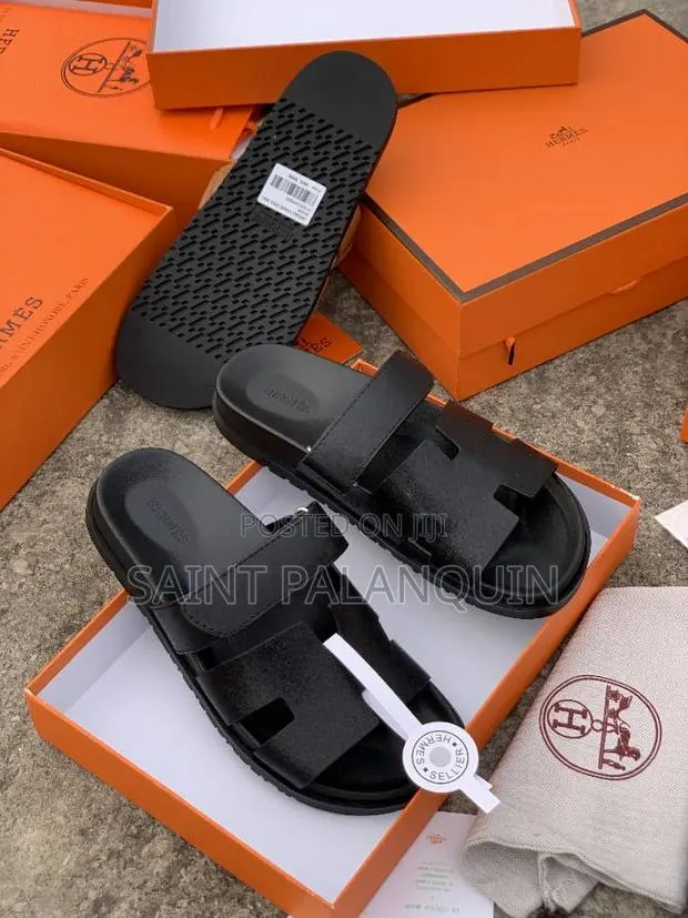 Black Chypre Hermes Sandal · Photo 1