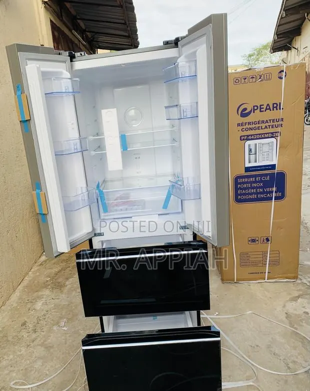 Choose Durable Pearl Pf-441mdg 2 Door Refrigerator(Black) Mirror · Photo 1
