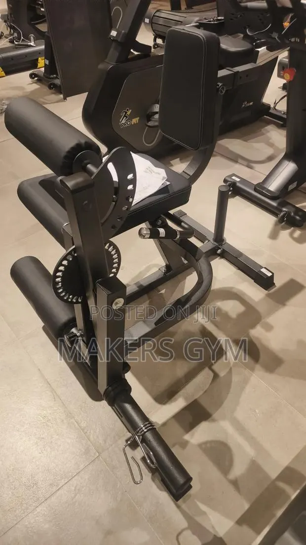 Leg Curl Extension Machine · Photo 5