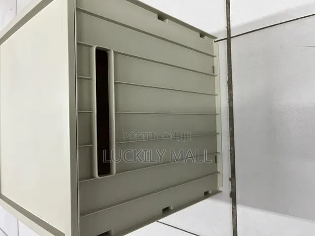 Storage Box · Photo 1